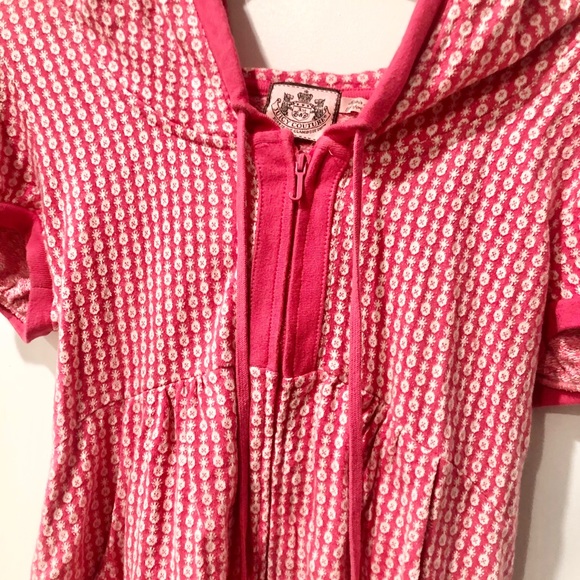 Juicy Couture ZipUp - Picture 2 of 6